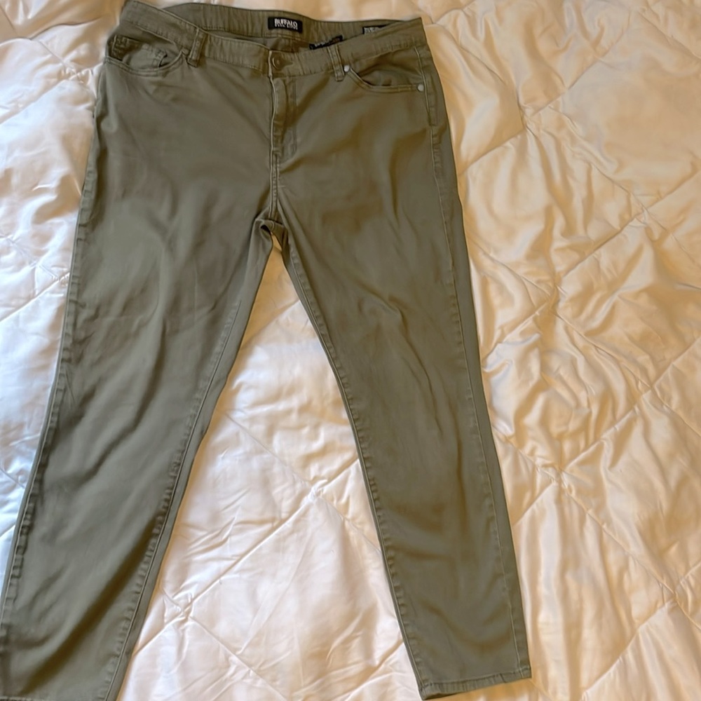 DAILY MIDRISE/ STRETCH SKINNY ANKEL GRAZERS SLACKS - Picture 1 of 3